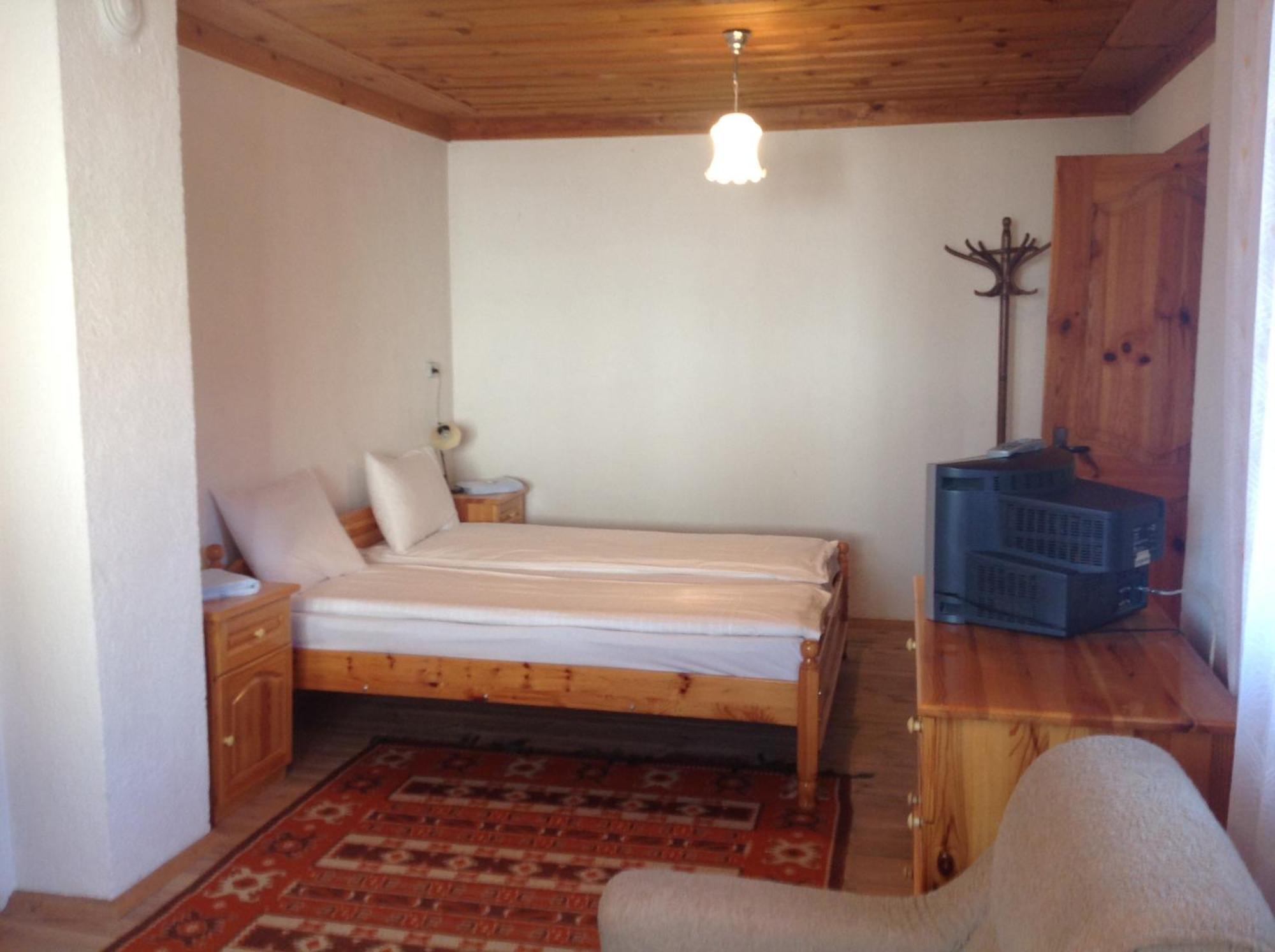 Guest House Lina Koprivsjtitsa Rum bild